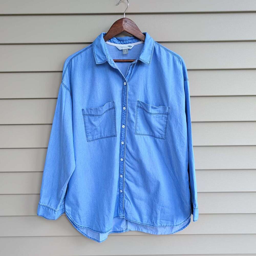 Old Navy Boyfriend Shirt Womens XL Blue Chambray Button Down Long Sleeve